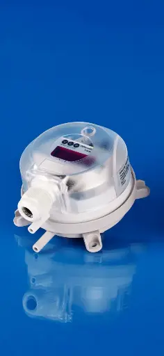 [984M.523114] Transmetteur de pression différentielle d'air, alimentation 24 Vca/cc, connexion à 3 fils et sortie de commutation et affichage LED
